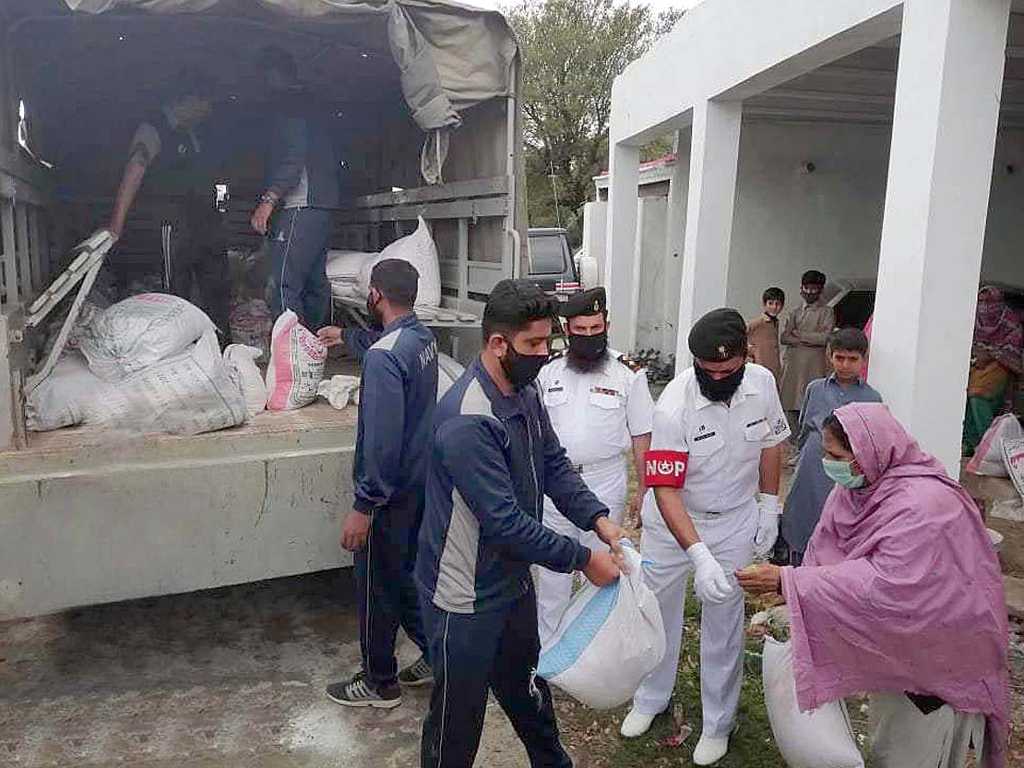 Pakistan Navy Continues Humanitarian Work Across Country